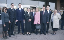 Članovi porodice Karađorđević ispred Palate pravde