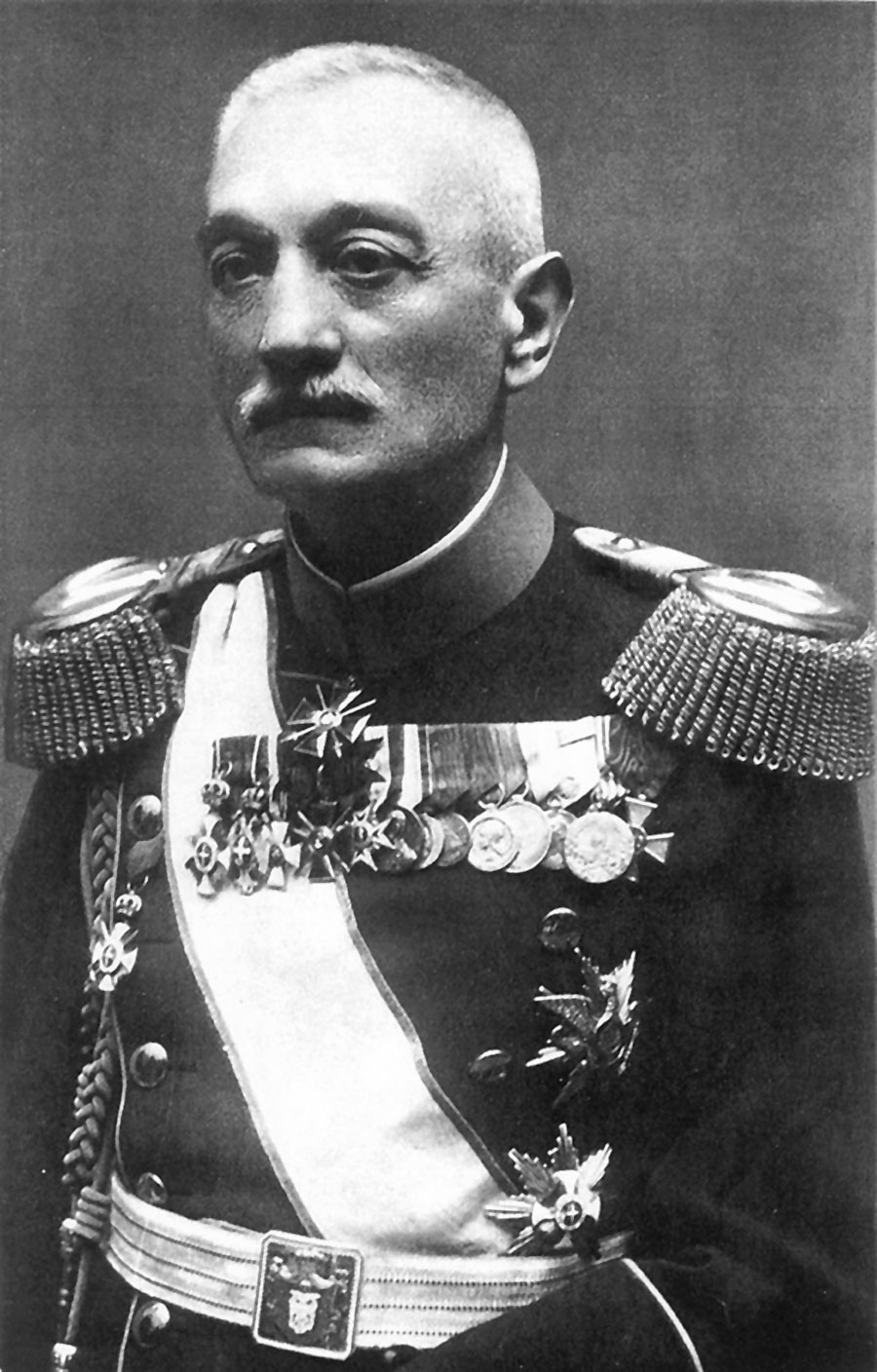 BLIC: Princ dvoboja, legionar i ataman – ko je bio knez Arsen Karađorđević, najodlikovaniji srpski oficir